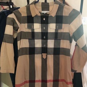 Girls Youth Burberry tunic, perfect condition, cute with leggings size 10Y